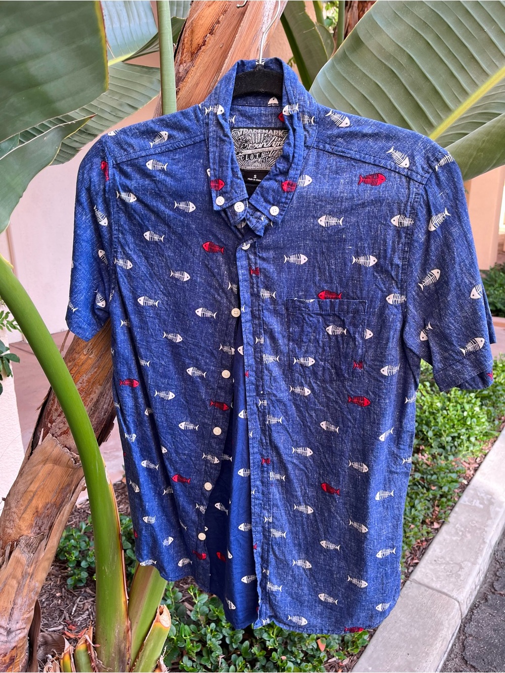 Brooklyn Cloth Men’s Blue Fish Skeleton Print Short Sleeve Button Down Sz Small